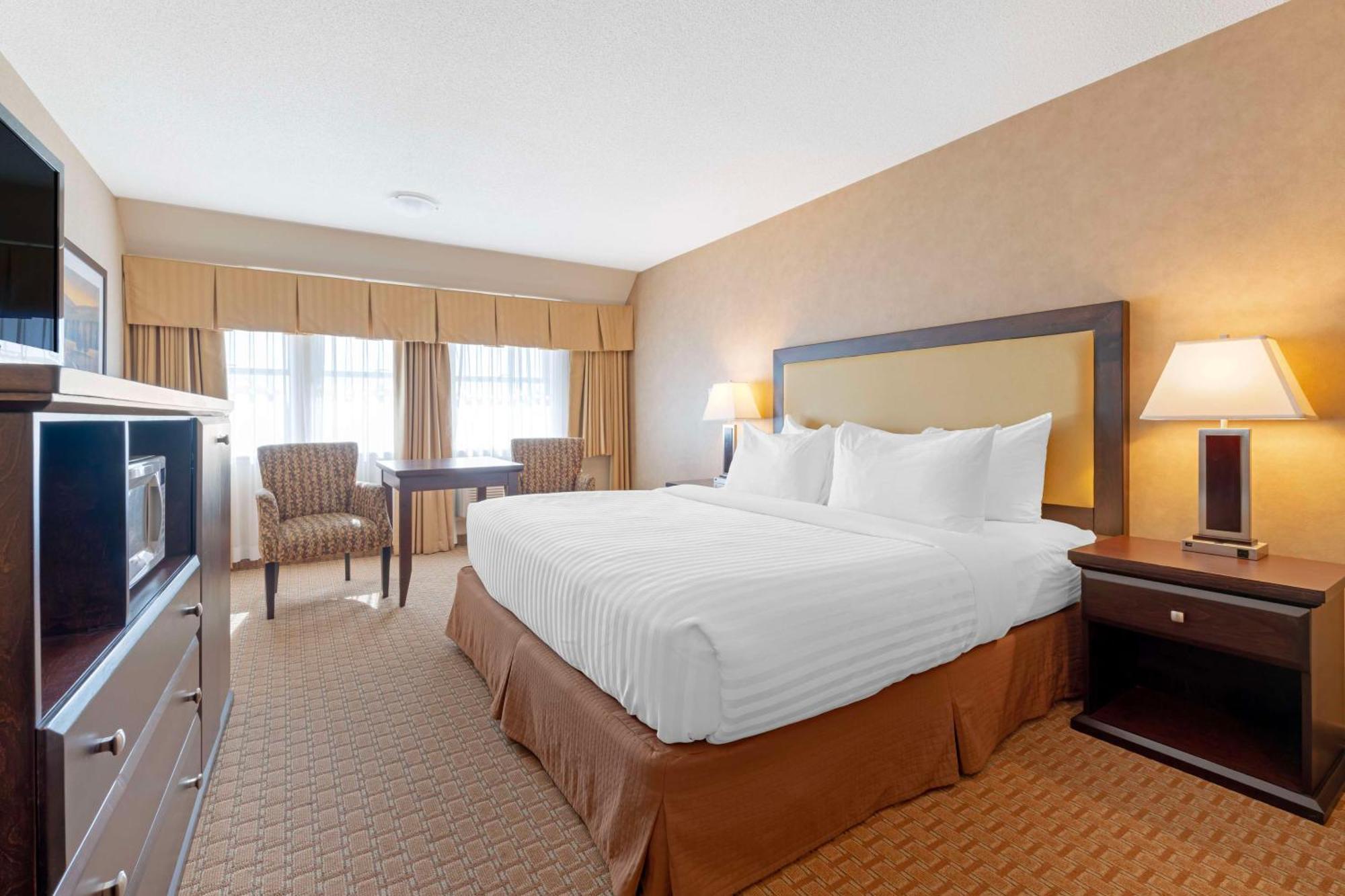 Best Western Plus Emerald Isle Hotel Sidney Exteriör bild