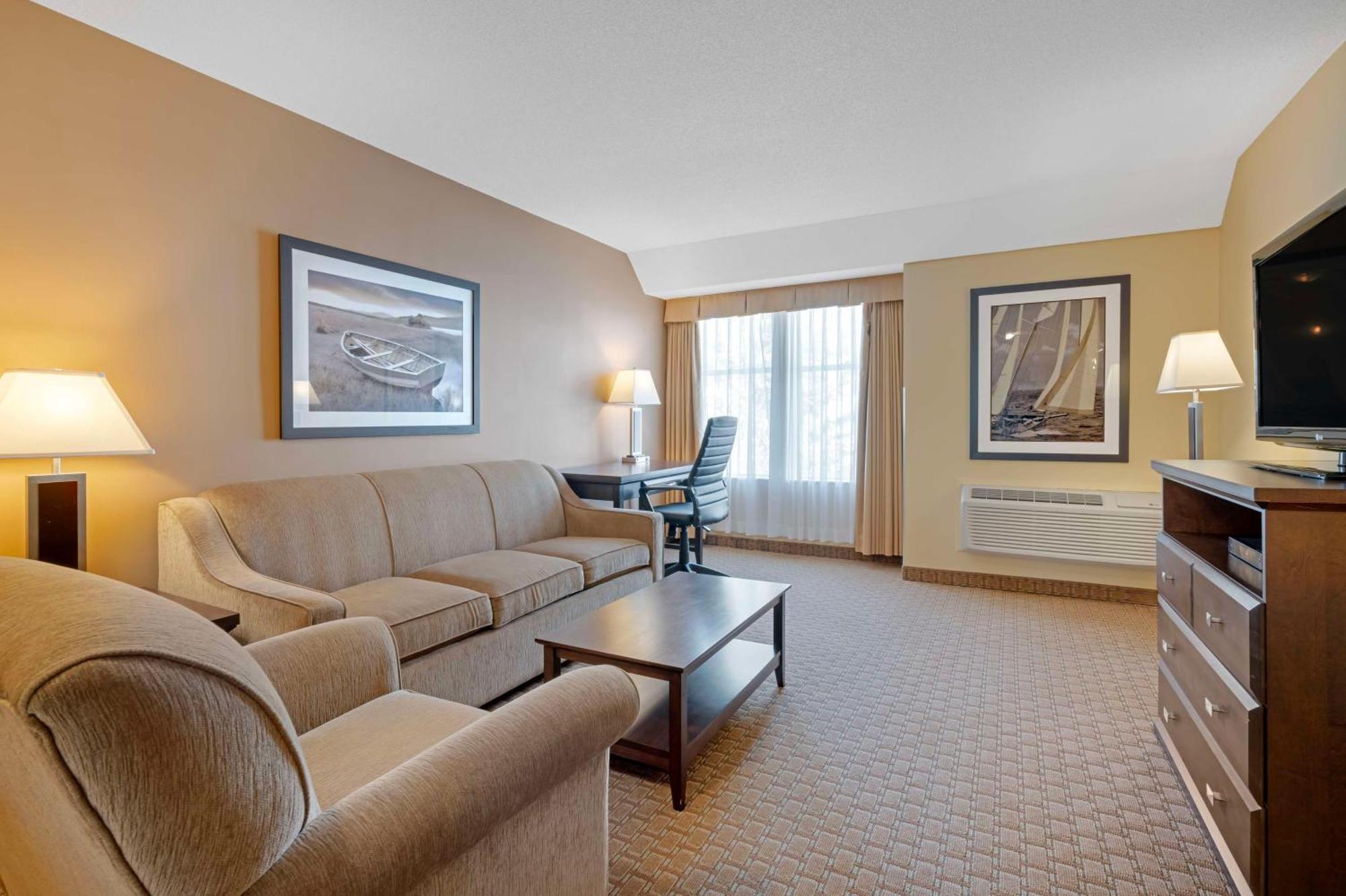 Best Western Plus Emerald Isle Hotel Sidney Exteriör bild