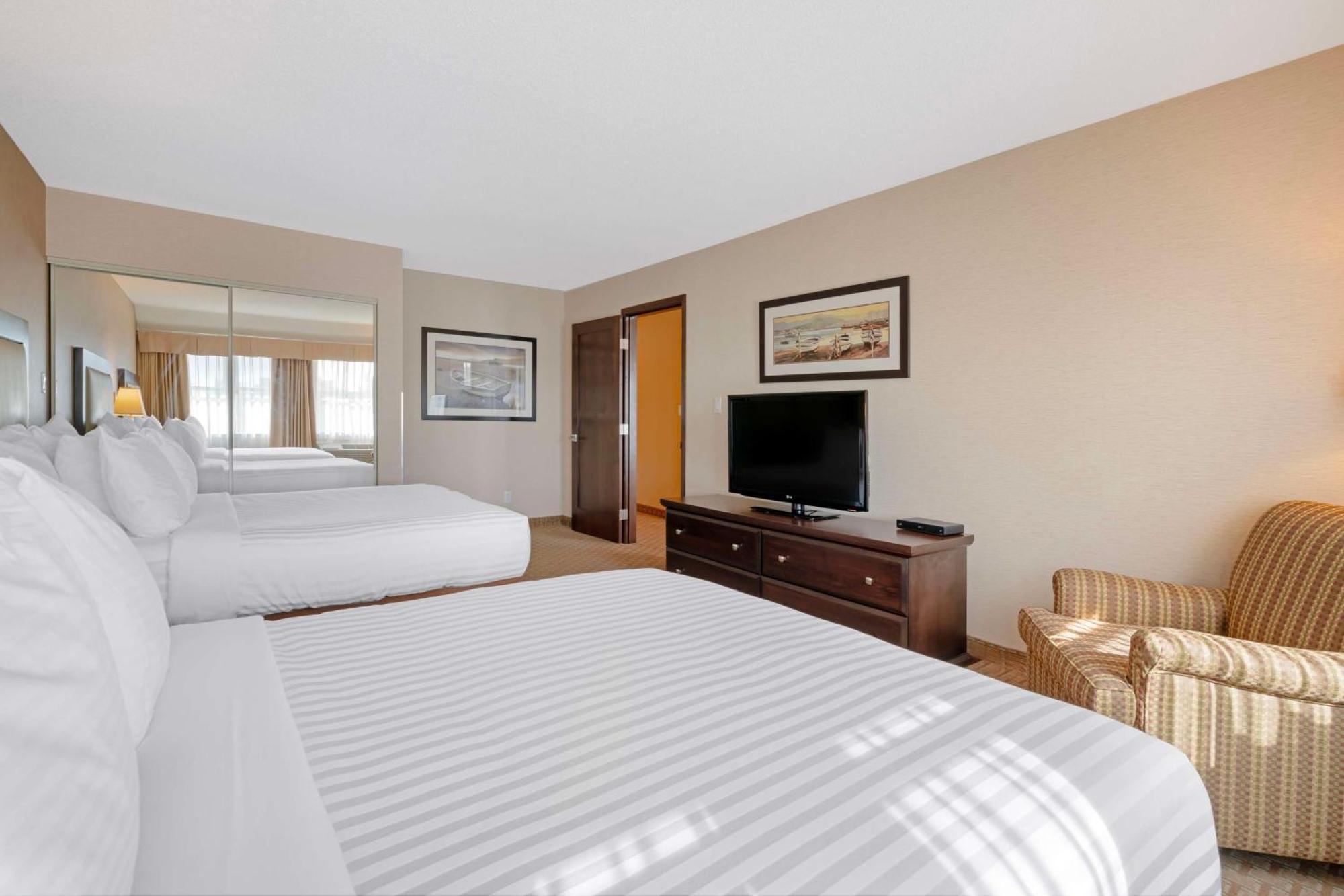 Best Western Plus Emerald Isle Hotel Sidney Exteriör bild