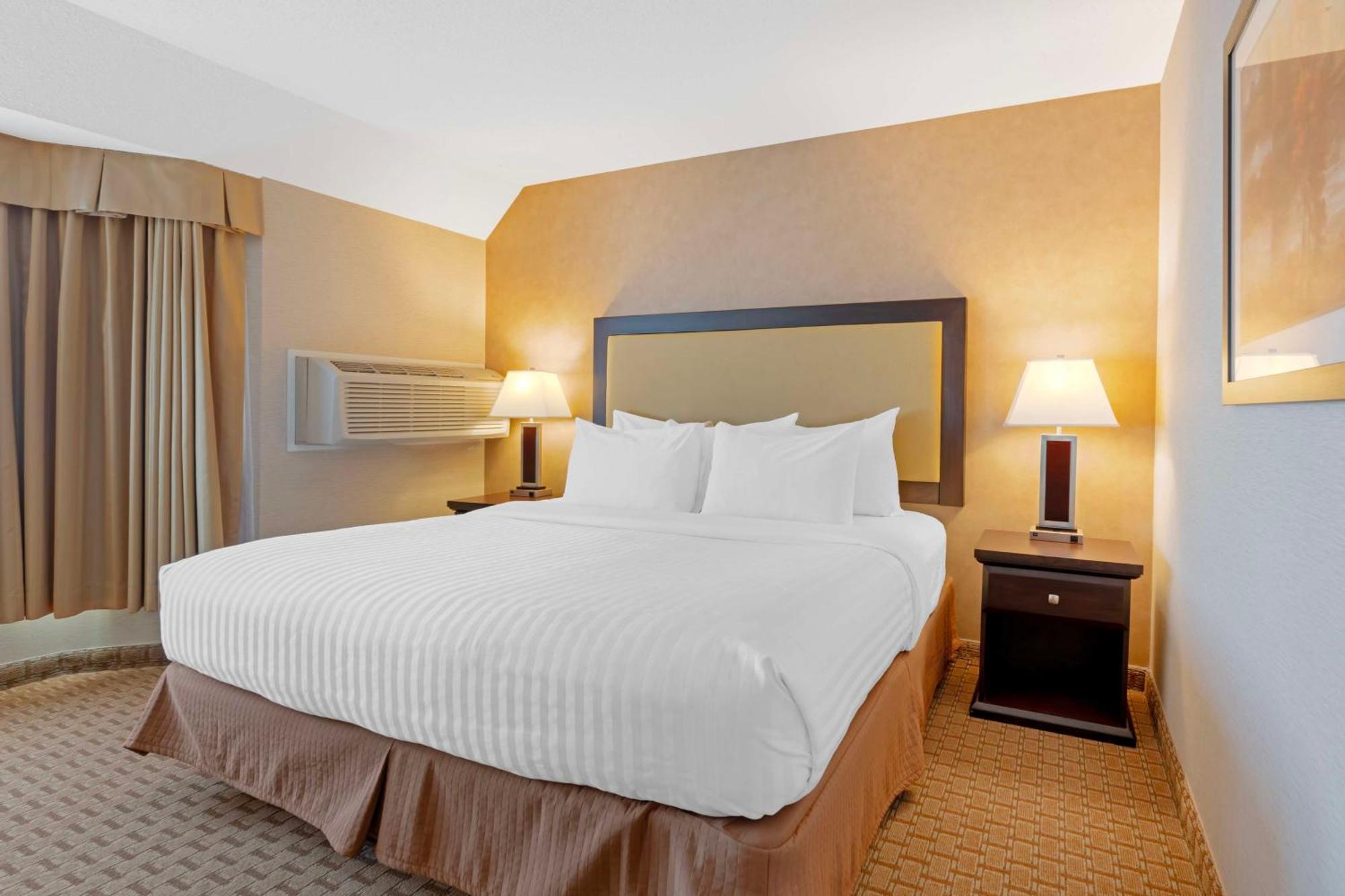 Best Western Plus Emerald Isle Hotel Sidney Exteriör bild