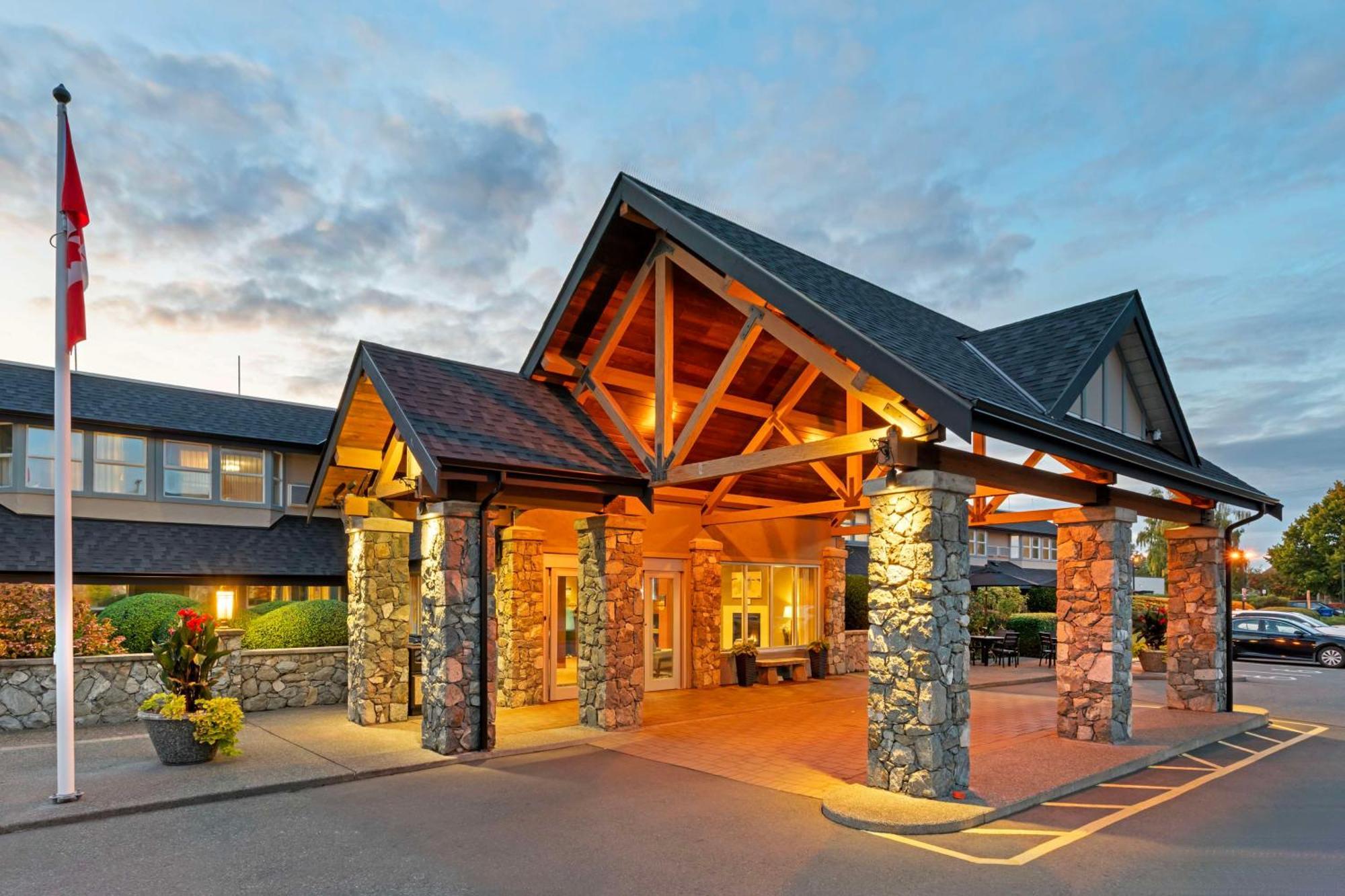 Best Western Plus Emerald Isle Hotel Sidney Exteriör bild