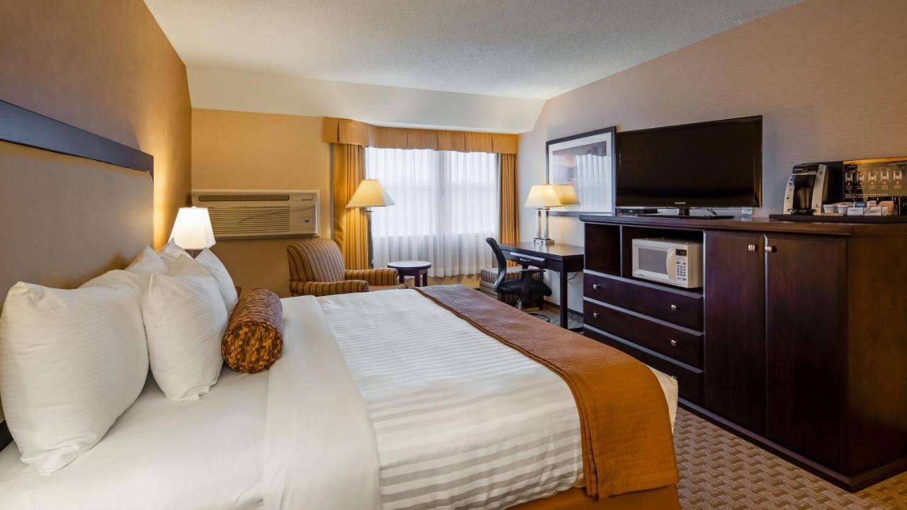 Best Western Plus Emerald Isle Hotel Sidney Exteriör bild